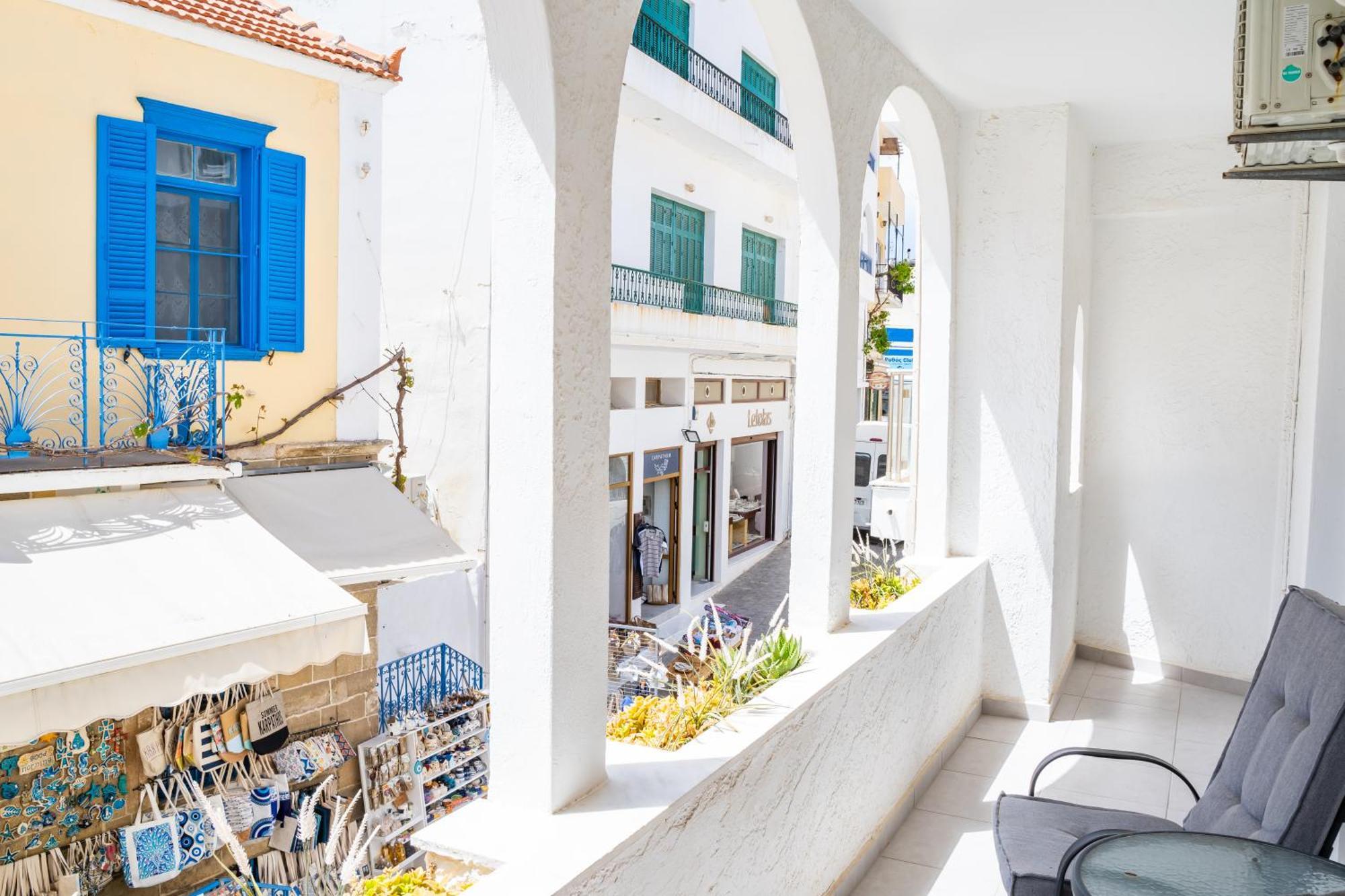Mimis & Connie 1 Apartment Karpathos Exterior foto